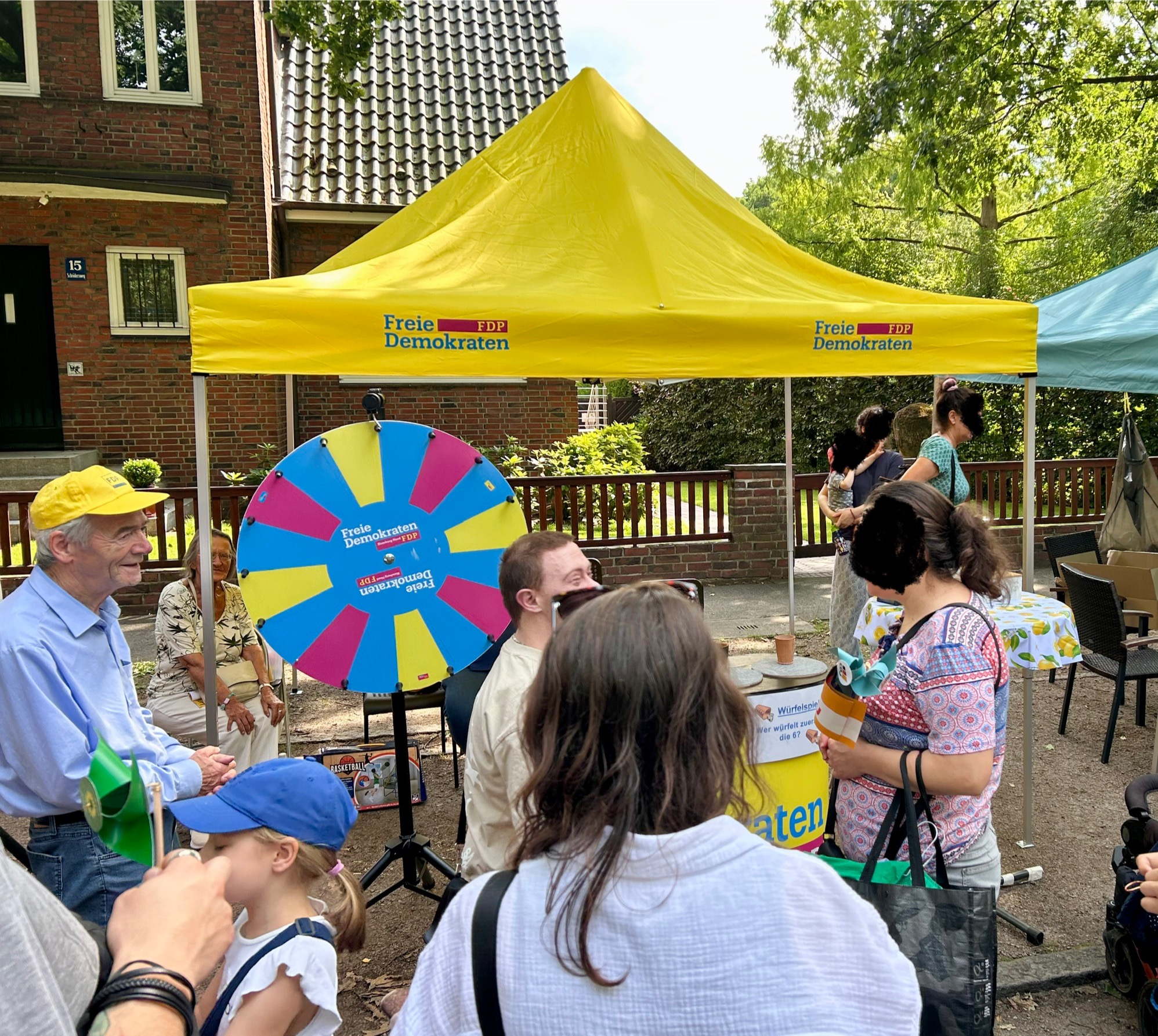 Gut besuchter FDP Stand 💛
